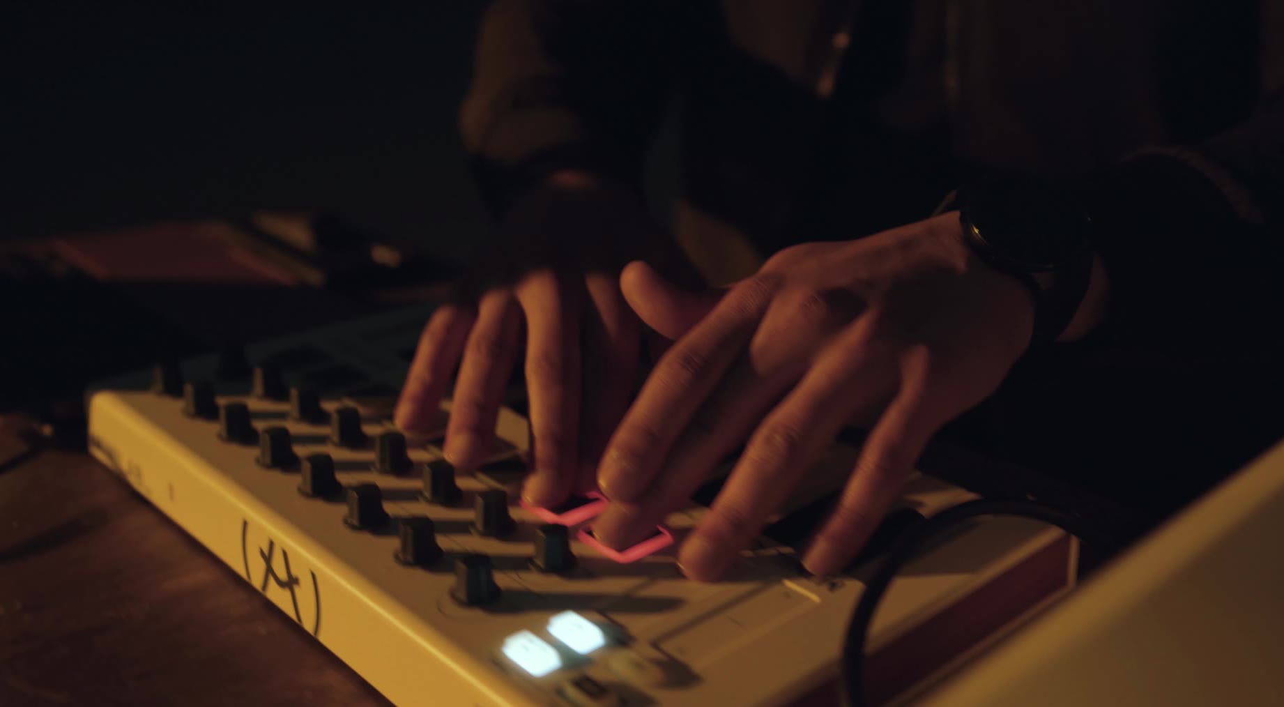 Leabt El Rap — still 8