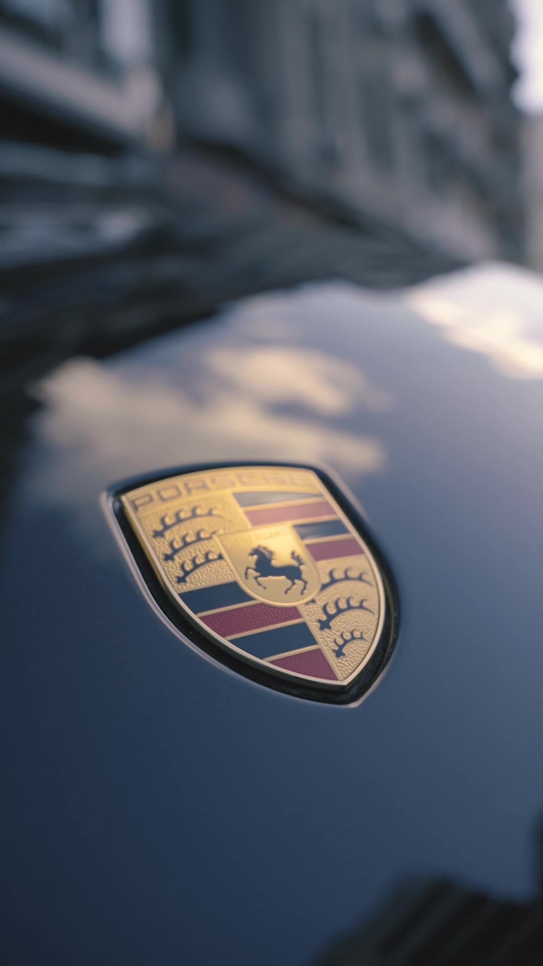 Porsche Macan — still 1